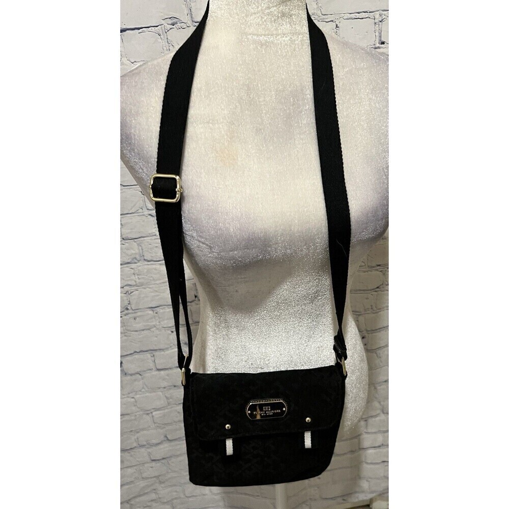Tommy Hilfiger Black Crossbody adjustable strap handbag purse 9”x9” - Picture 3 of 5